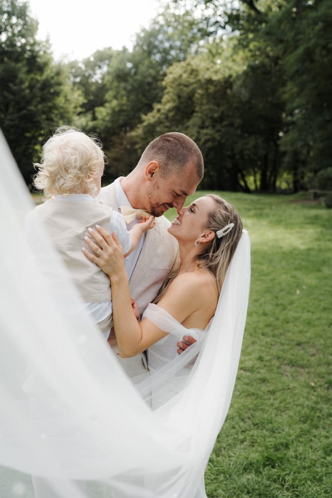 Modelpaar OeffnerCouple Hochzeitsshooting